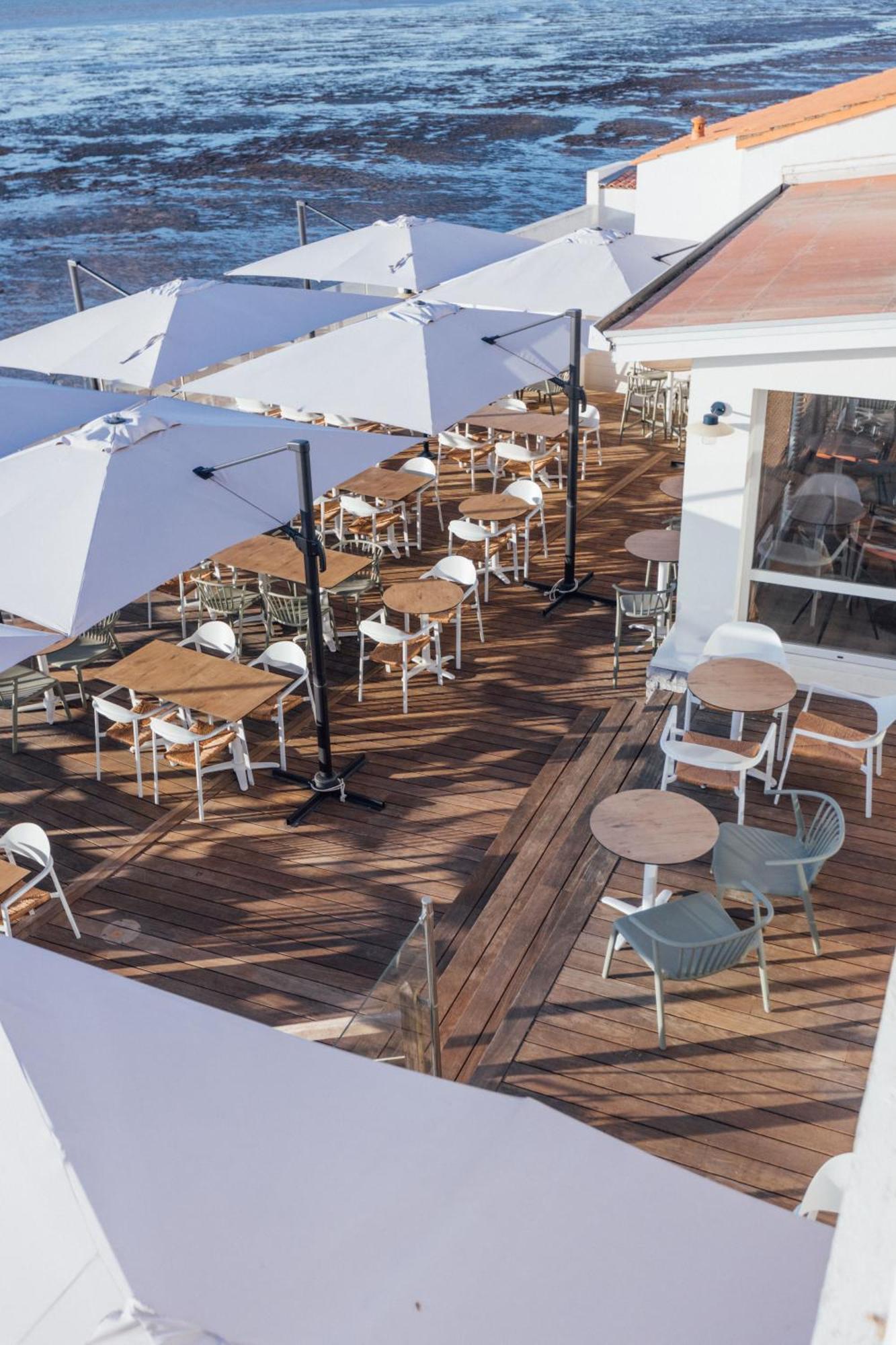 Beach Hotel - Le Grand Chalet رونس لو بين المظهر الخارجي الصورة
