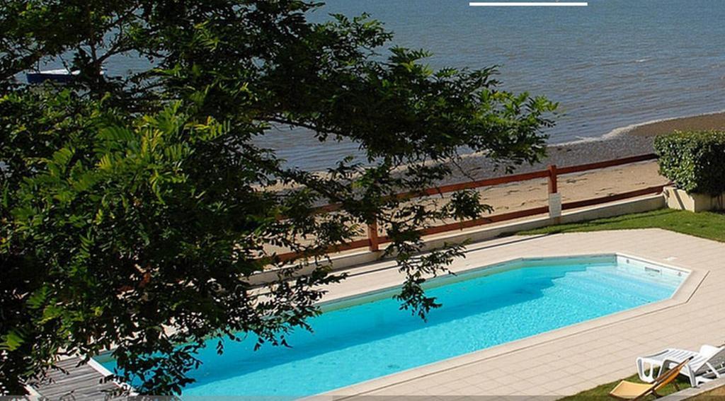 Beach Hotel - Le Grand Chalet رونس لو بين المظهر الخارجي الصورة